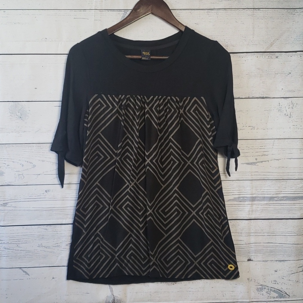 Gentle Fawn top